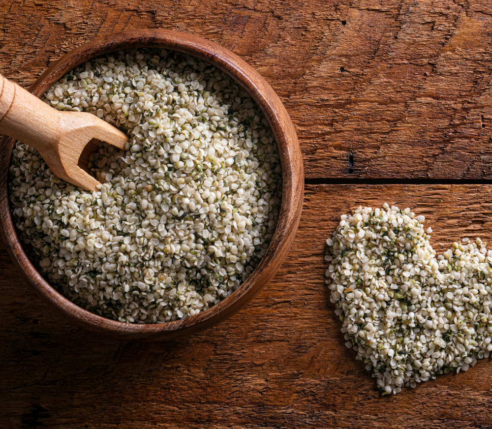 Hemp Hearts or Quinoa Bowl - which is the better breakfast superfood?